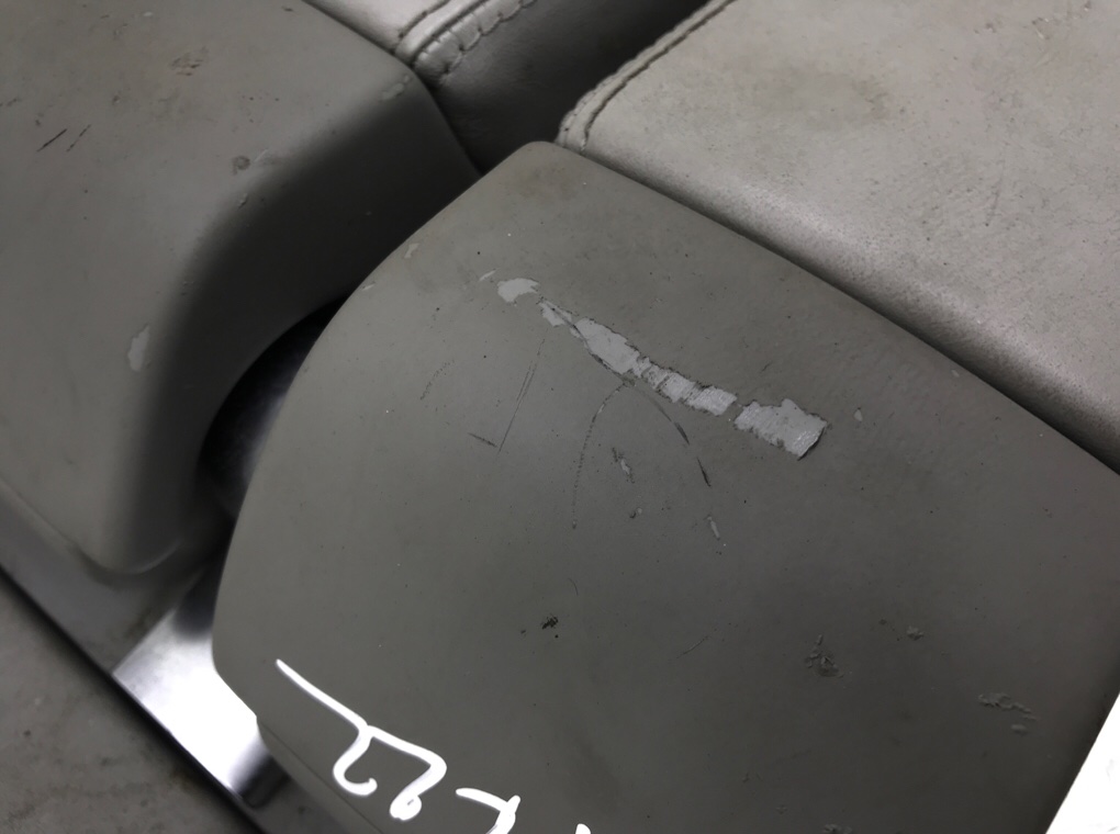 Консоль салона (кулисная часть) для Audi A8, 2007 г. 3.0 TDi дизель б/у — фото 7