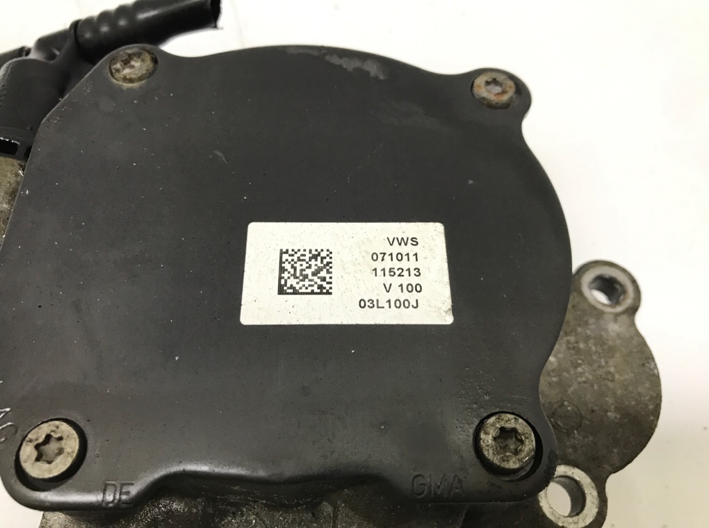Насос вакуумный для Seat Leon, 2011 г. 1.6 TDi дизель б/у — фото 5