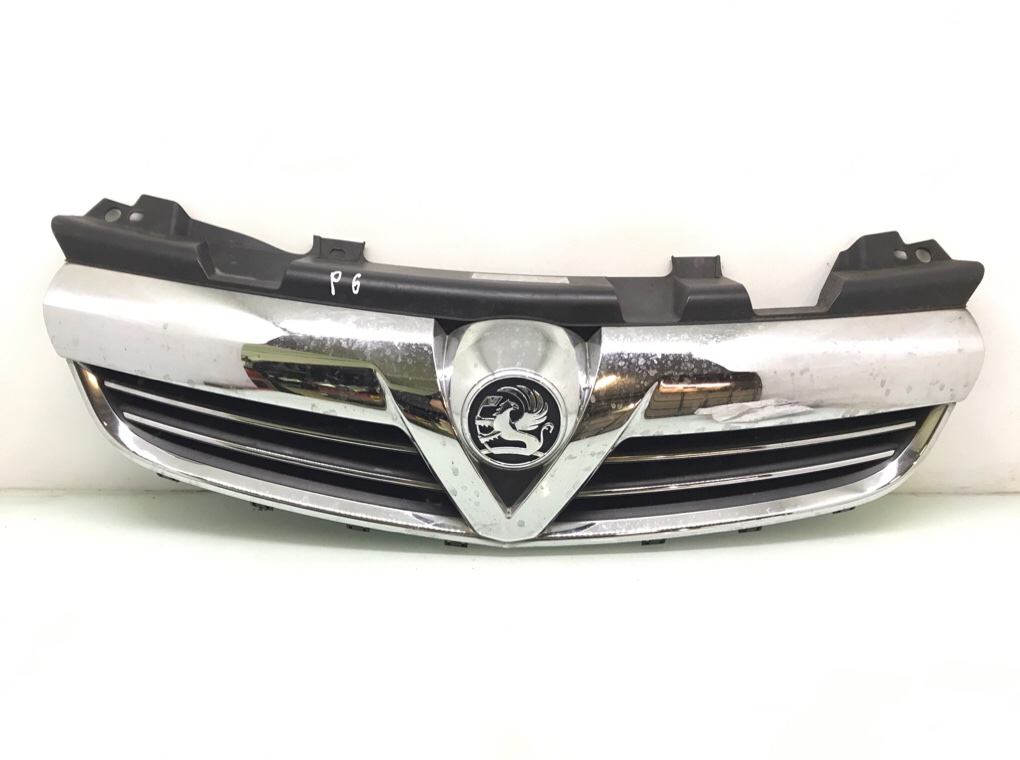 Решетка радиатора для Opel Zafira, 2008 г. 1.6 i бензин б/у