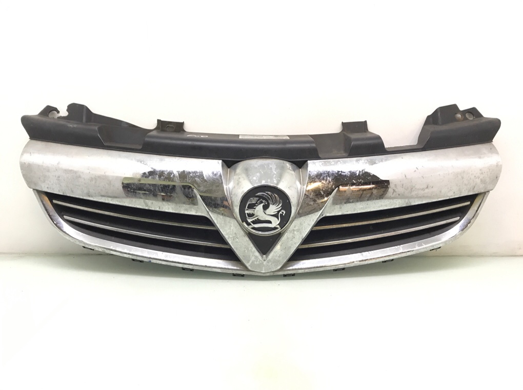 Решетка радиатора для Opel Zafira, 2010 г. 1.6 i бензин б/у