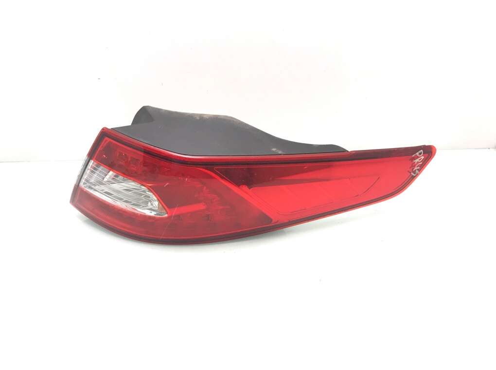 Фонарь задний правый для Kia Optima, 2013 г. 1.7 CRDi дизель б/у