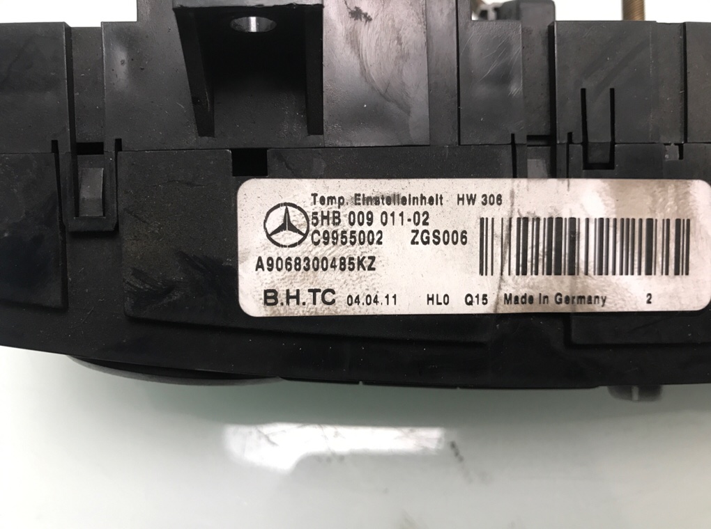 Блок управления печки/климат-контроля для Mercedes Sprinter, 2011 г. 2.2 CDi дизель б/у — фото 5