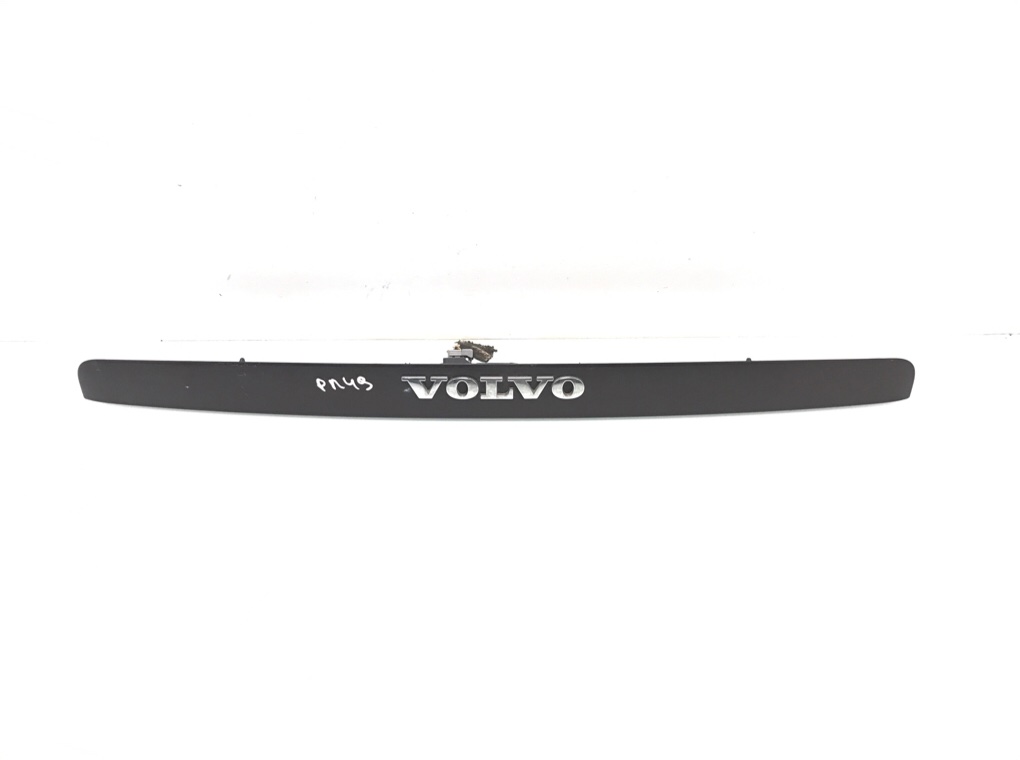 Накладка подсветки номера для Volvo V50, 2005 г. 2.4 i бензин б/у