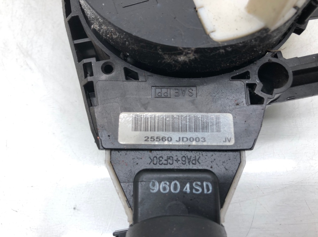 Переключатель подрулевой (стрекоза) для Nissan Qashqai+2, 2009 г. 1.5 DCi дизель б/у — фото 5