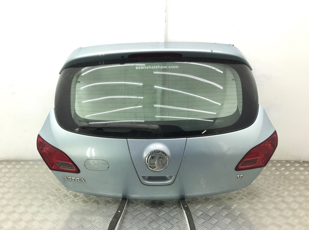 Крышка багажника для Opel Astra, 2010 г. 1.6 i бензин б/у