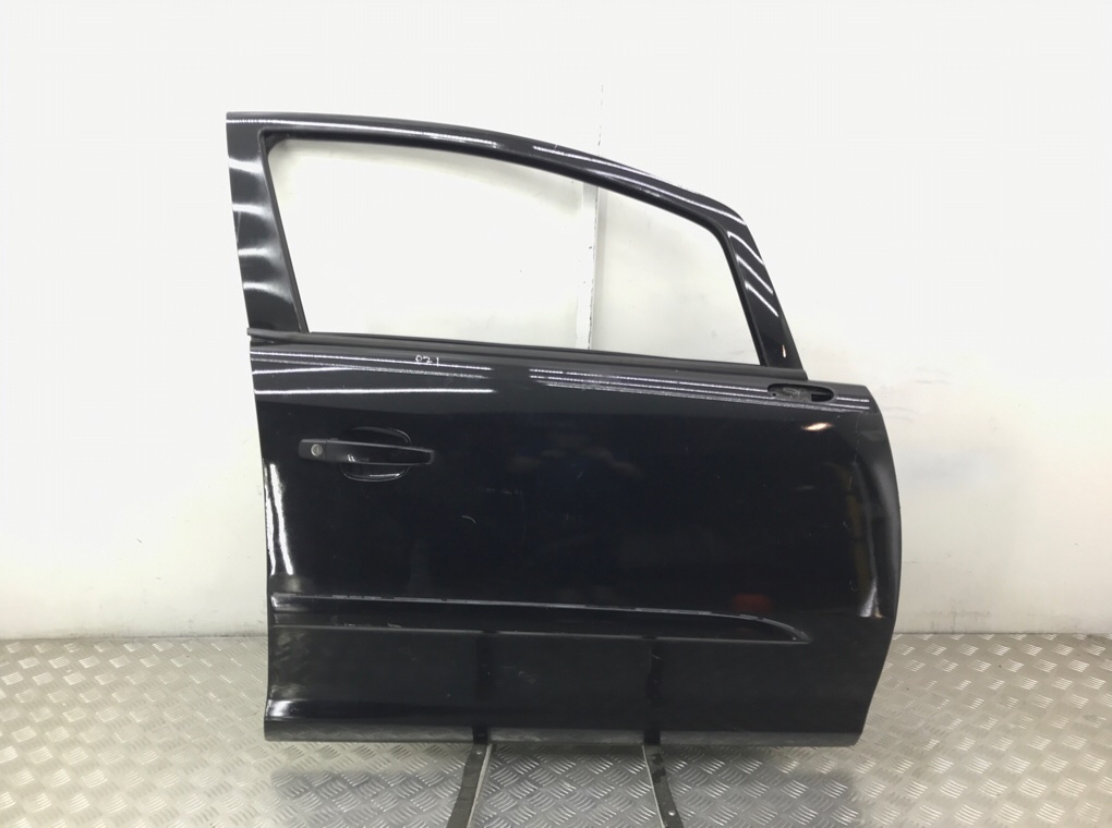 Дверь передняя правая для Opel Corsa, 2007 г. 1.2 i бензин б/у
