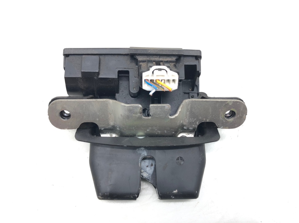Замок багажника для Ford Fiesta, 2011 г. 1.4 i бензин б/у