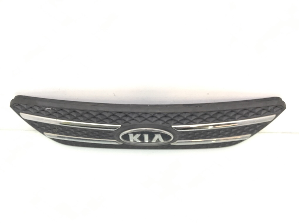 Решетка радиатора для Kia Ceed, 2008 г. 1.4 i бензин б/у — фото 2