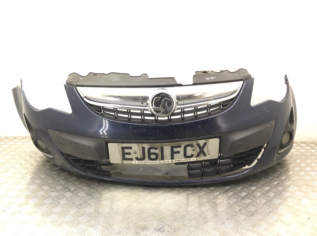 Бампер передний для Opel Corsa, 2011 г. 1.3 CDTi дизель б/у