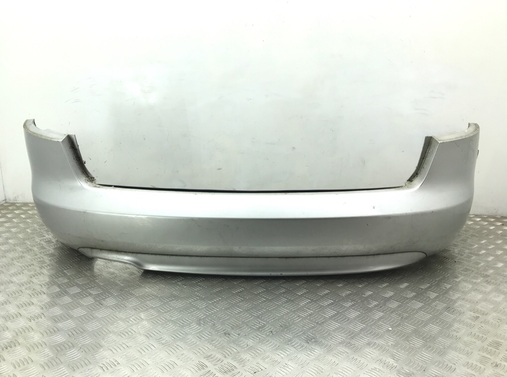 Бампер задний для Audi A4, 2005 г. 2.0 TDi дизель б/у