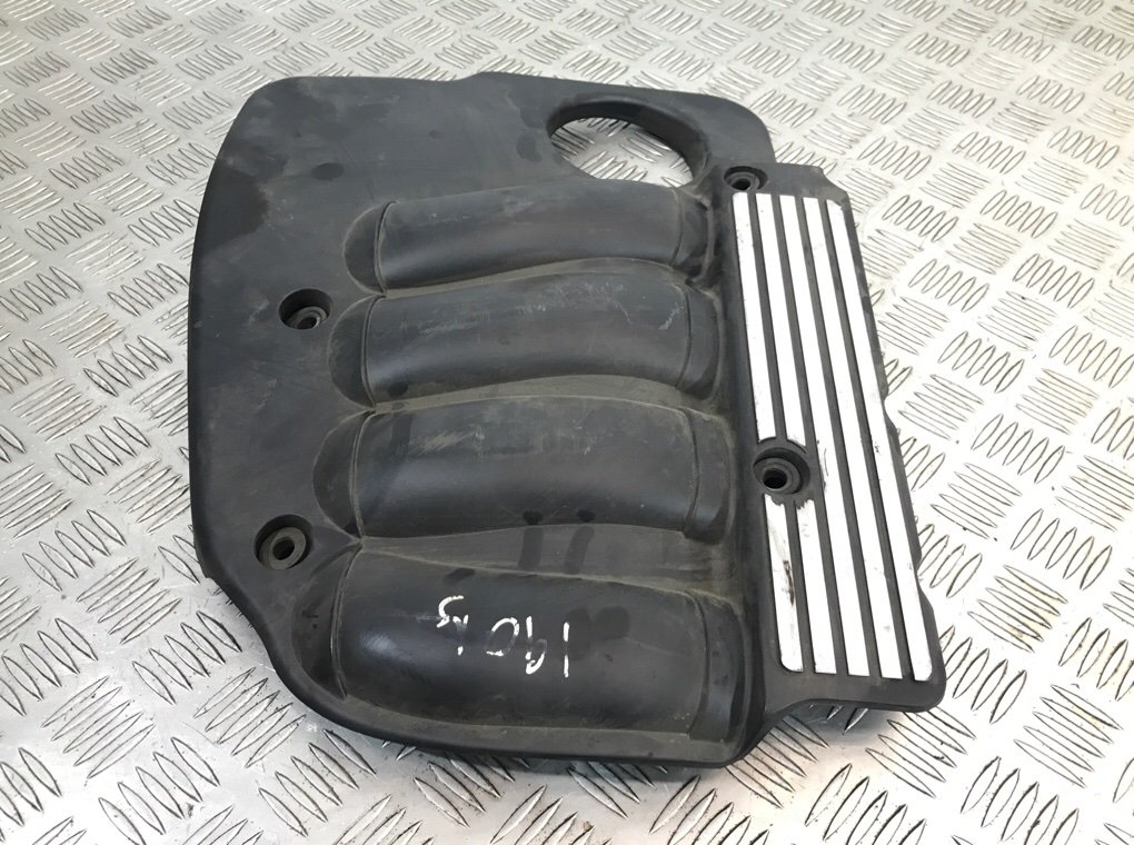 Декоративная крышка двигателя для BMW 3 E90/E91/E92/E93, 2005 г. 2.0 i бензин б/у — фото 3