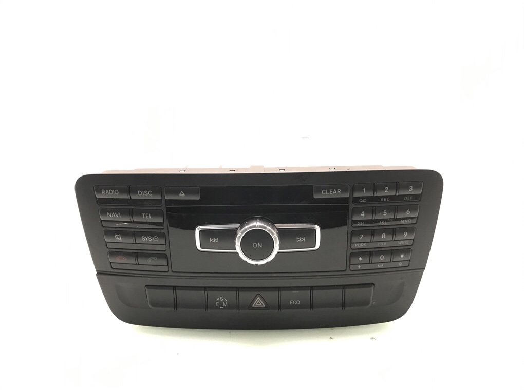 Магнитола для Mercedes A W176, 2014 г. 2.2 CDi дизель б/у