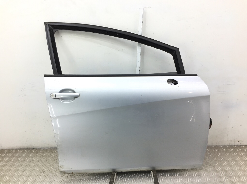 Дверь передняя правая для Seat Leon, 2010 г. 1.9 TDi дизель б/у