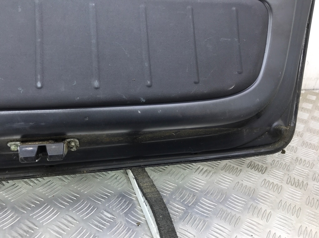 Крышка багажника для Hyundai i10, 2013 г. 1.2 i бензин б/у — фото 4
