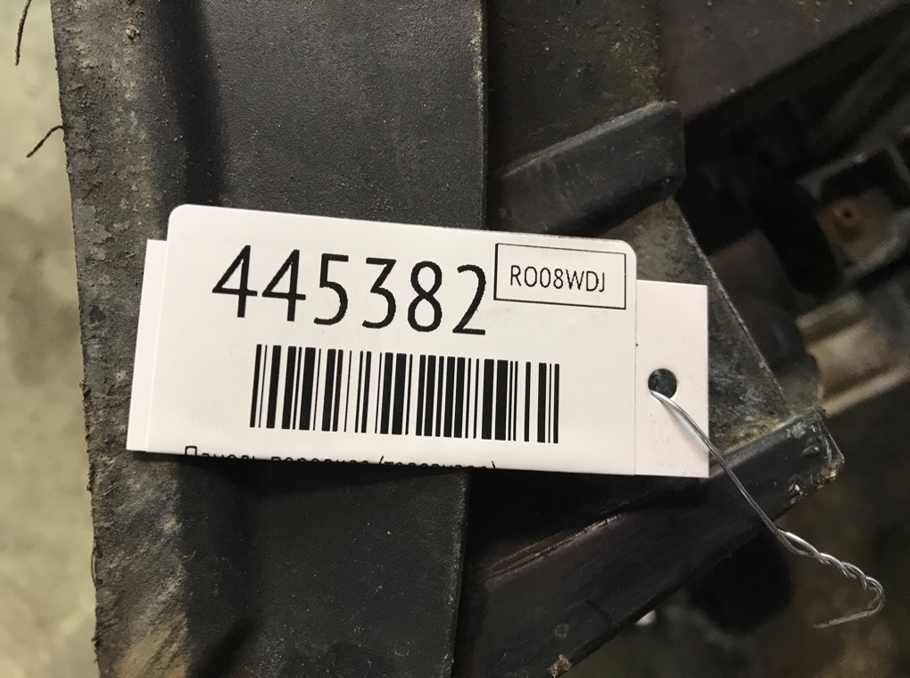 Панель передняя (телевизор) для Audi A6, 2008 г. 2.0 TDi дизель б/у — фото 9