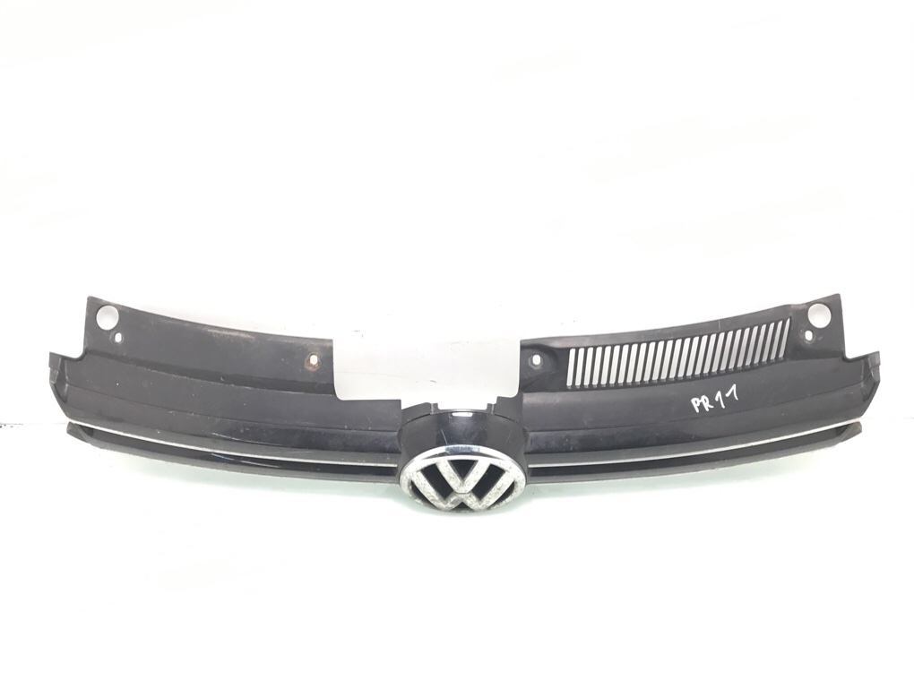 Решетка радиатора для Volkswagen Golf, 2010 г. 1.6 TDi дизель б/у — фото 2