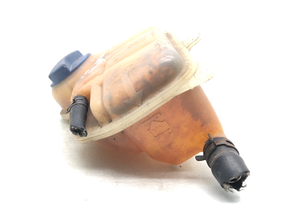 Бачок расширительный для Audi A4, 1997 г. 1.8 i бензин б/у — фото 4