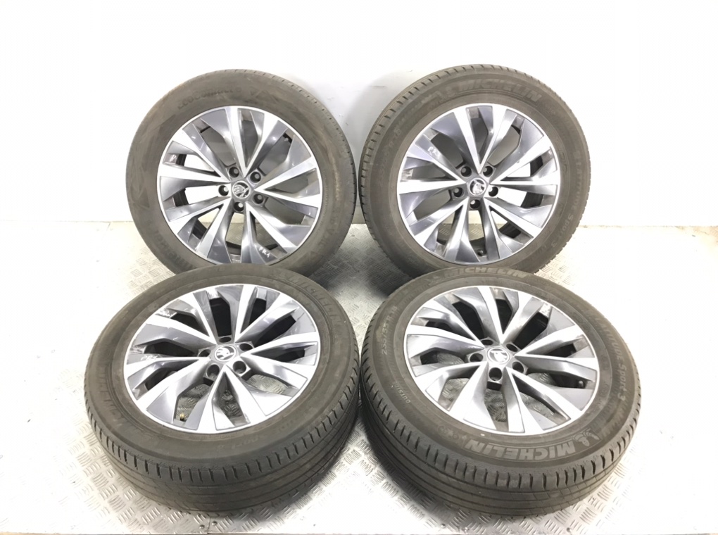 Диски литые R18 для Skoda Kodiaq (7.5Jx18 5x112 ET40 DIA57.1) б/у — 4 шт.