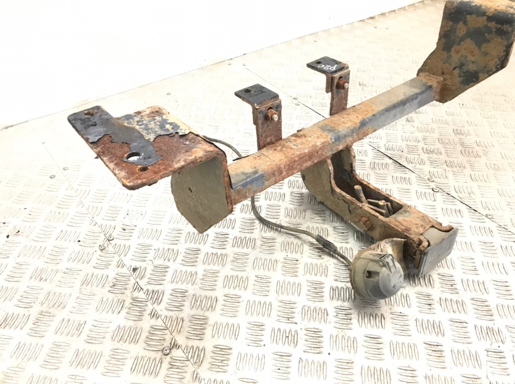 Прицепное устройство (фаркоп) для Ford Transit, 2004 г. 2.4 TDDi дизель б/у — фото 2