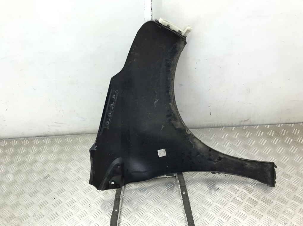 Крыло переднее левое для Peugeot 208, 2012 г. 1.4 HDi дизель б/у — фото 3