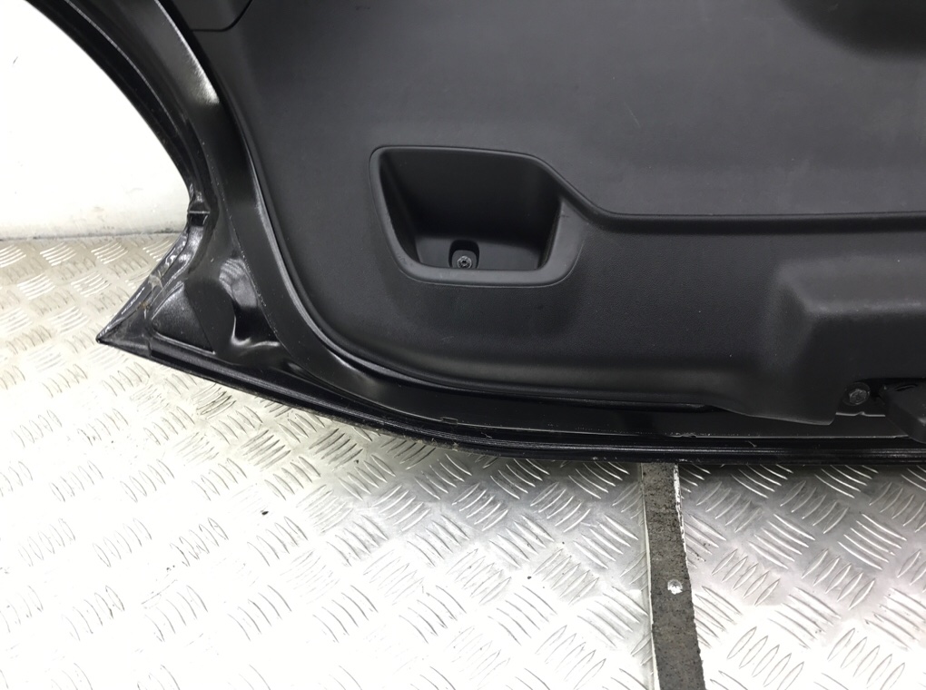 Крышка багажника для Peugeot 208, 2012 г. 1.4 HDi дизель б/у — фото 4