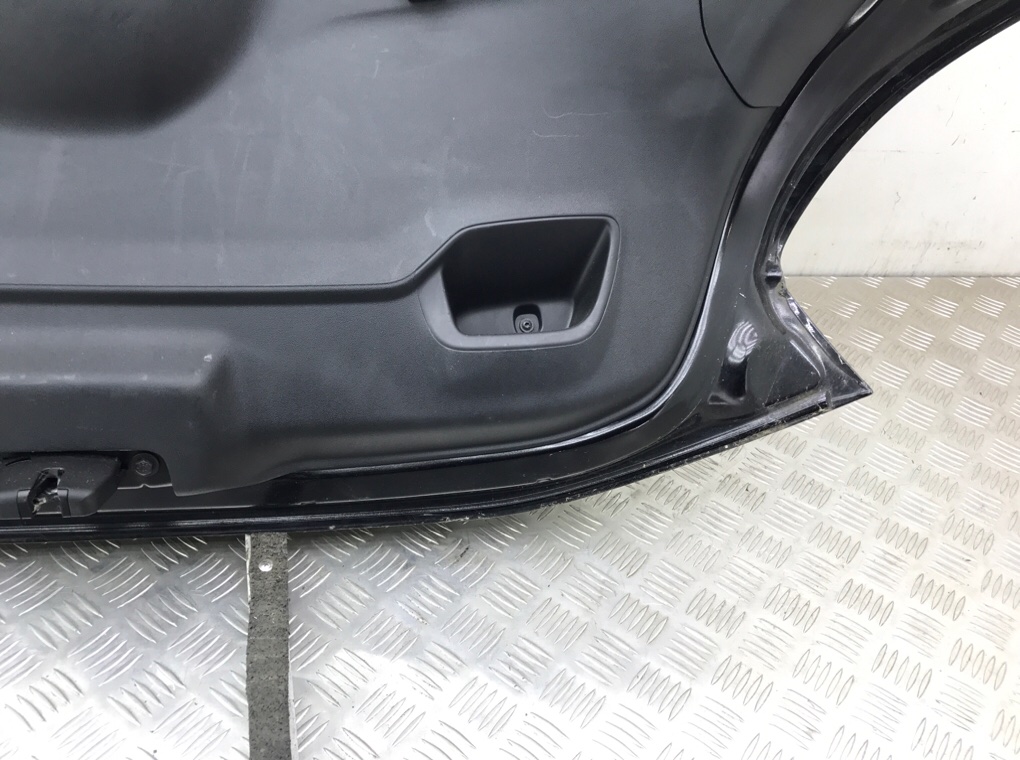 Крышка багажника для Peugeot 208, 2012 г. 1.4 HDi дизель б/у — фото 5