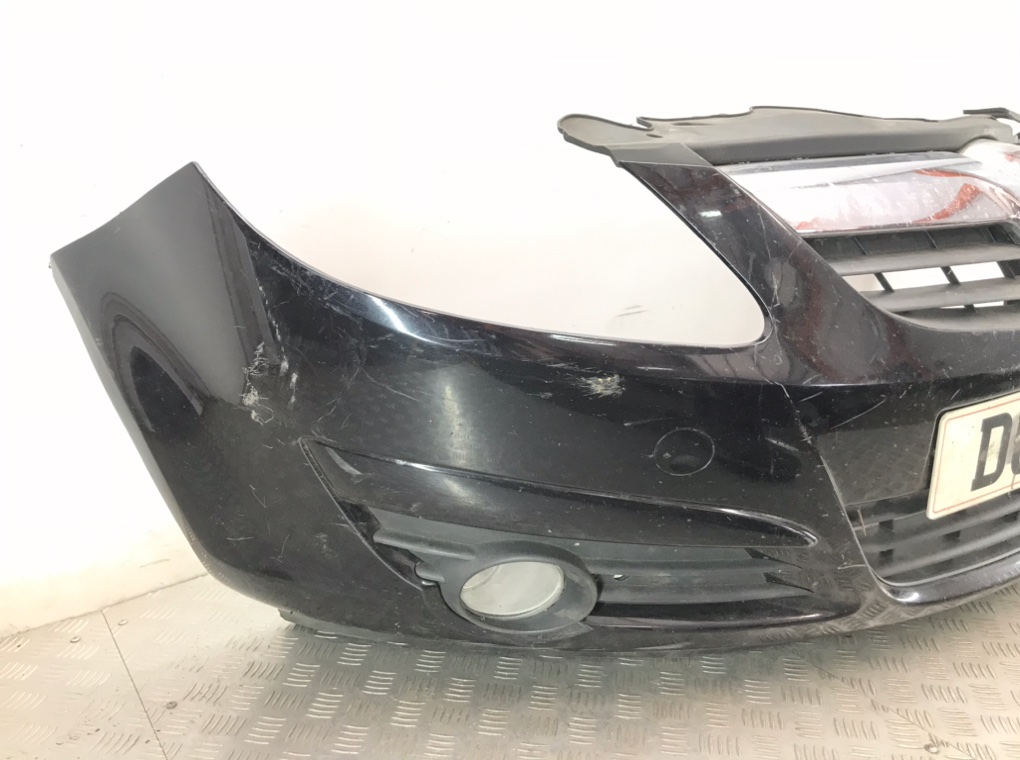 Бампер передний для Opel Corsa, 2010 г. 1.4 i бензин б/у — фото 2