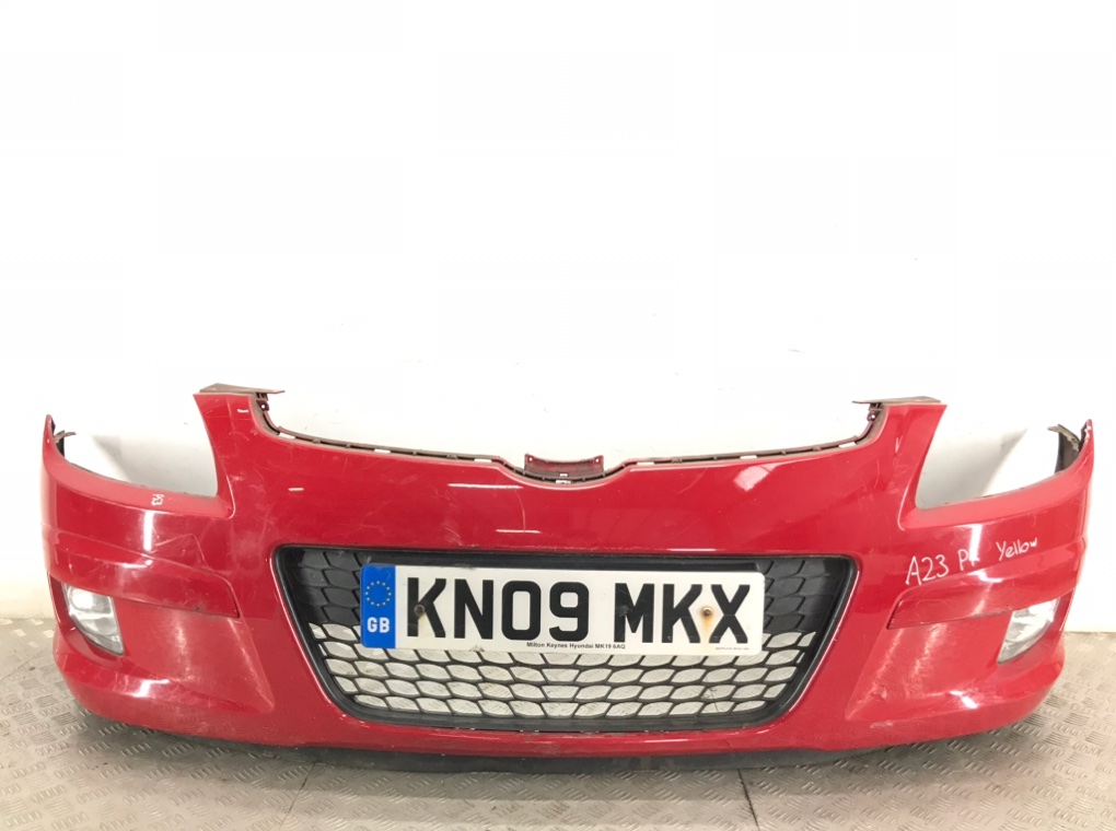 Бампер передний для Hyundai i30, 2009 г. 1.4 i бензин б/у
