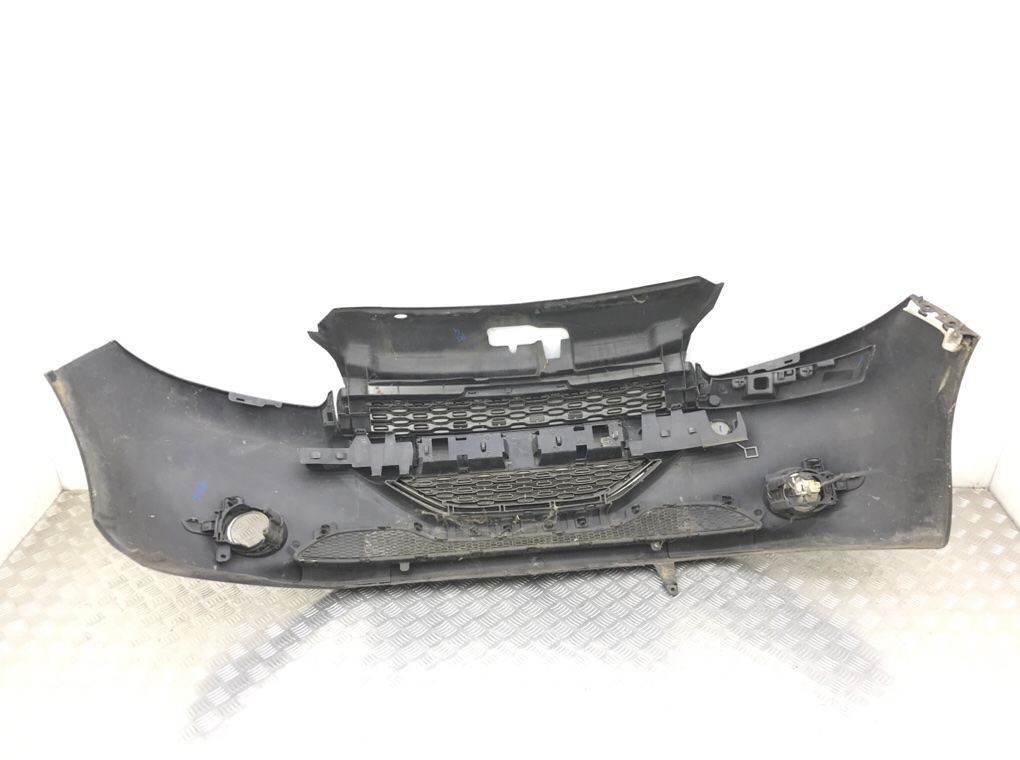 Бампер передний для Peugeot 208, 2012 г. 1.4 HDi дизель б/у — фото 5