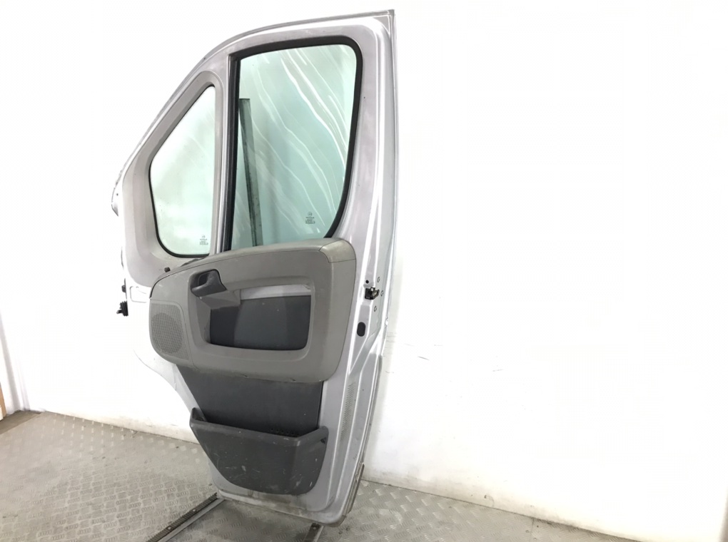 Дверь передняя правая для Citroen Jumper, 2008 г. 2.2 HDi дизель б/у — фото 5