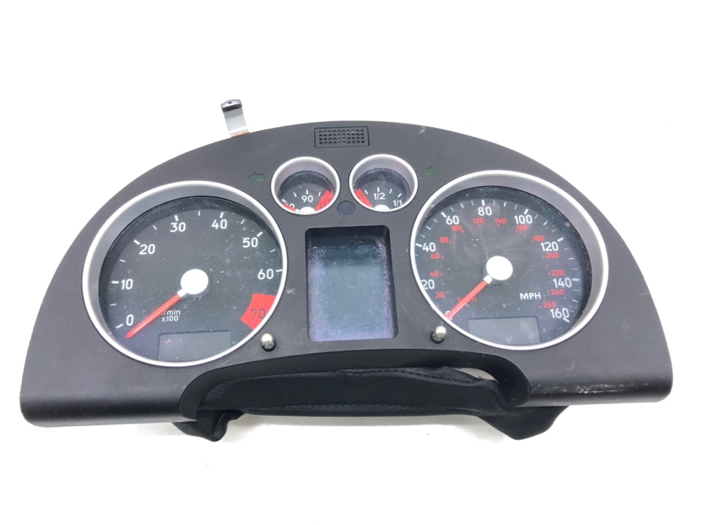 Щиток приборов (приборная панель) для Audi TT, 2003 г. 1.8 Ti бензин б/у