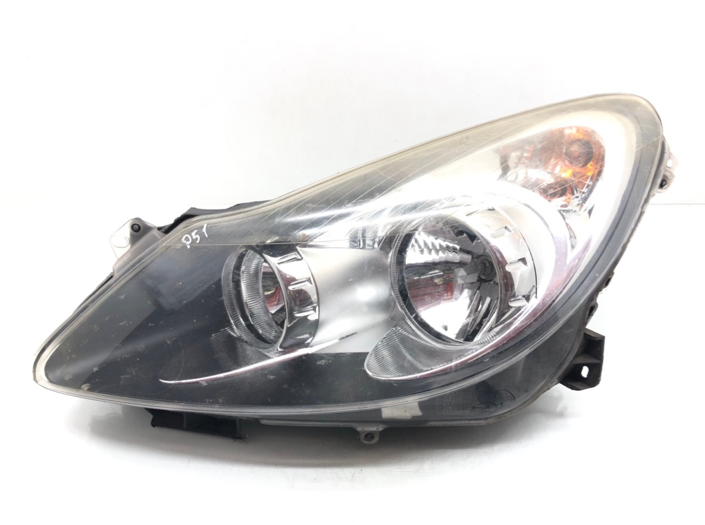 Фара левая для Opel Corsa, 2008 г. 1.3 CDTi дизель б/у