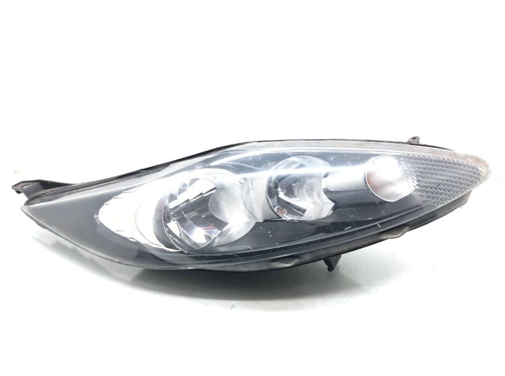 Фара правая для Ford Fiesta, 2013 г. 1.4 TDCI дизель б/у