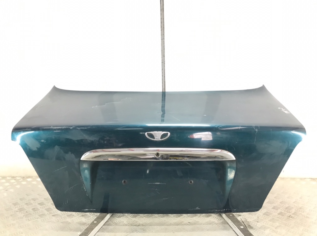 Крышка багажника для Daewoo Leganza, 1998 г. 2.0 i бензин б/у