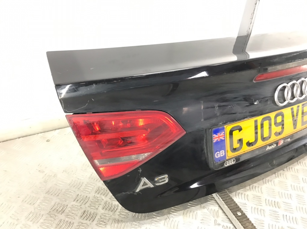 Крышка багажника для Audi A3, 2009 г. 1.9 TDi дизель б/у — фото 2