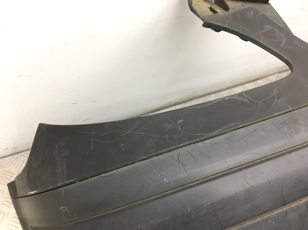 Бампер передний для Mercedes Vito W639, 2004 г. 2.2 CDi дизель б/у — фото 11