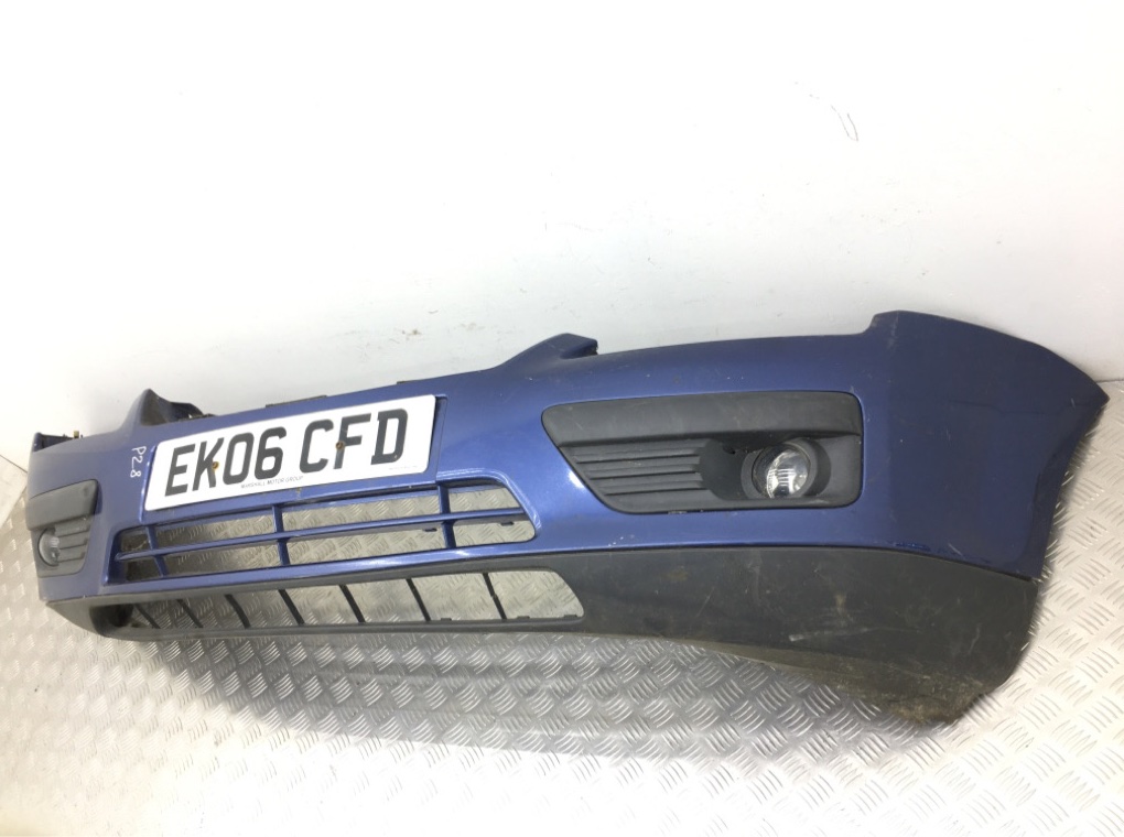 Бампер передний для Ford Focus, 2006 г. 1.8 TDCi дизель б/у — фото 4