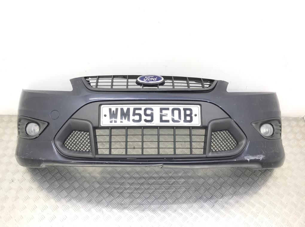 Бампер передний для Ford Focus, 2010 г. 1.6 i бензин б/у