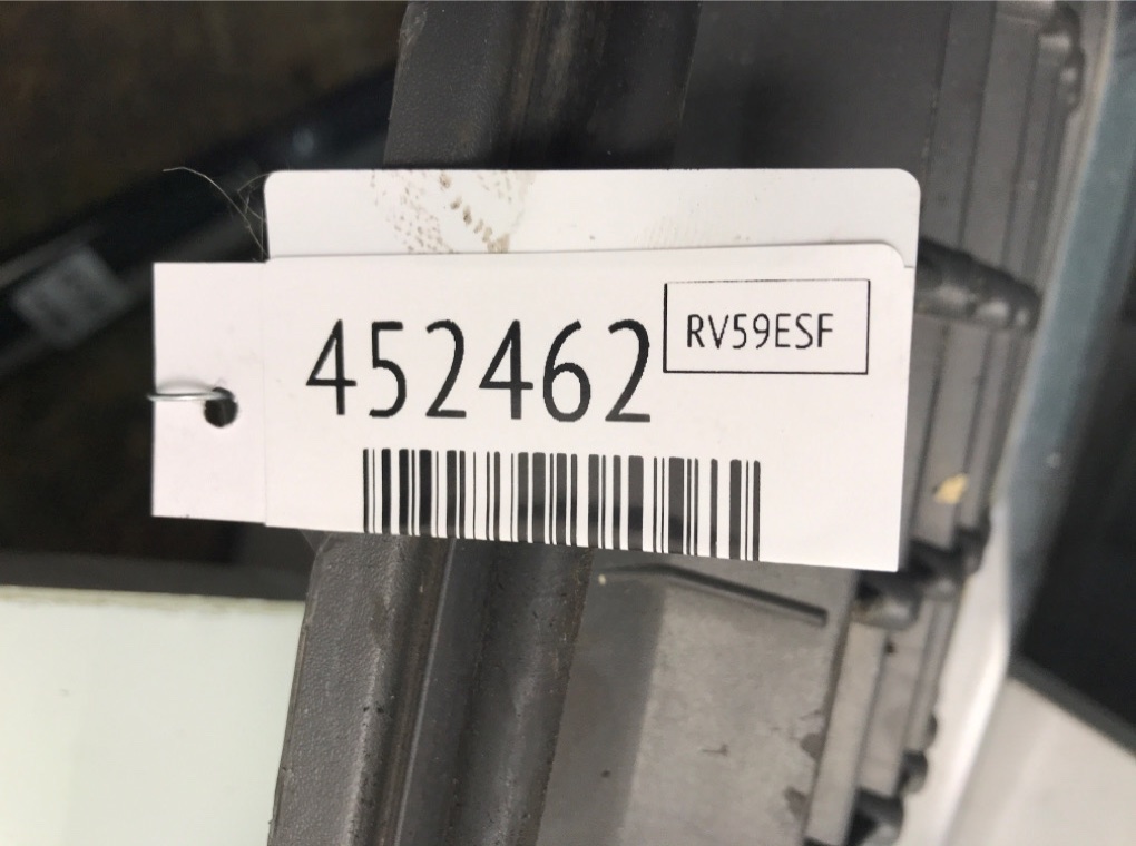 Решетка радиатора для Ford Mondeo, 2009 г. 1.8 TDCi дизель б/у — фото 6
