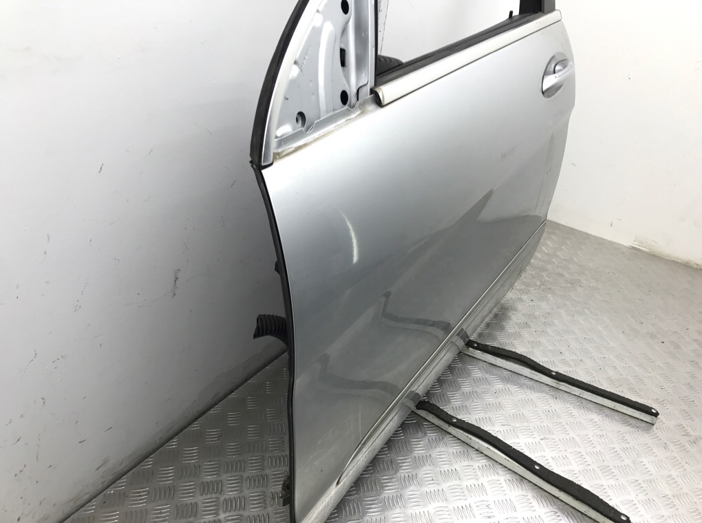 Дверь передняя левая для Mercedes R W251, 2010 г. 3.0 CDI дизель б/у — фото 3