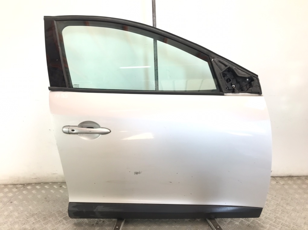 Дверь передняя правая для Renault Megane, 2009 г. 1.6 i бензин б/у