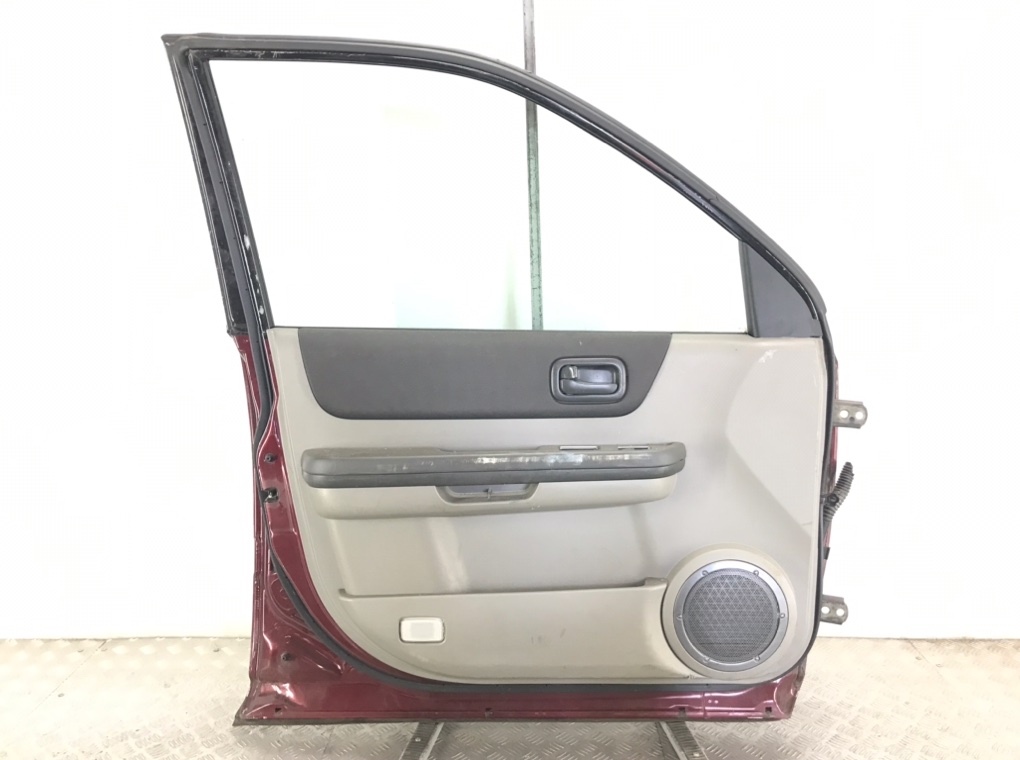 Дверь передняя левая для Nissan X-Trail, 2003 г. 2.2 DCi дизель б/у — фото 2
