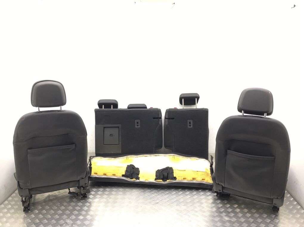 Салон (комплект сидений) для Opel Astra, 2013 г. 2.0 CDTi дизель б/у — фото 12
