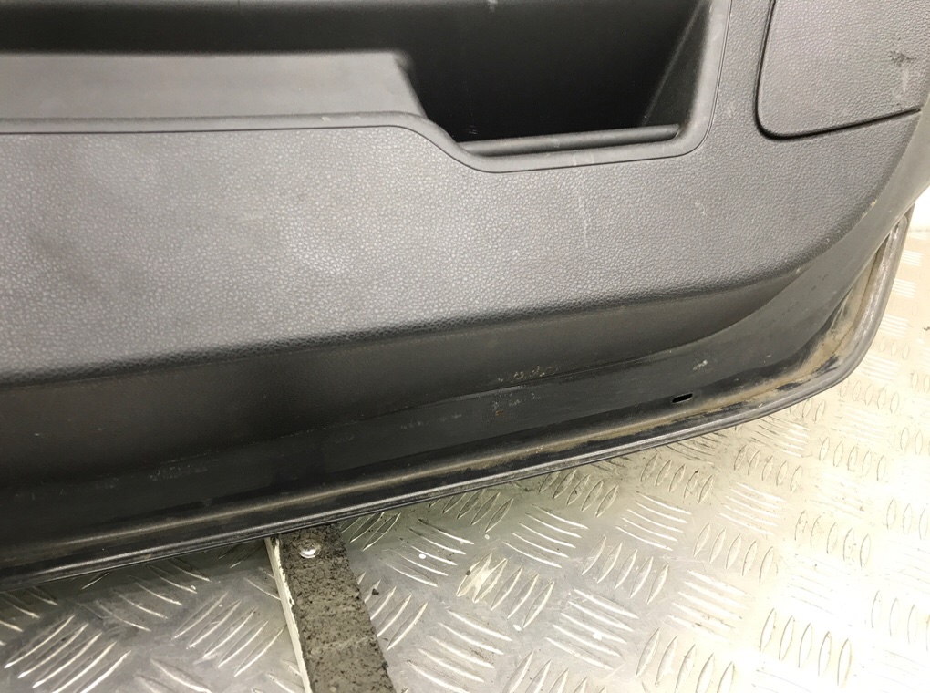 Крышка багажника для Opel Astra, 2013 г. 2.0 CDTi дизель б/у — фото 5