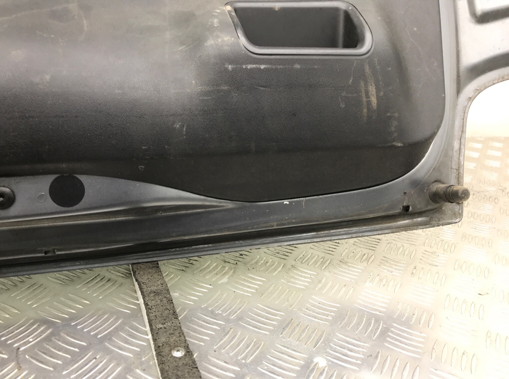 Крышка багажника для Citroen C3 Picasso, 2010 г. 1.6 HDi дизель б/у — фото 5