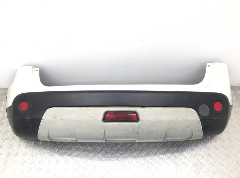 Бампер задний для Nissan Qashqai, 2012 г. 1.5 DCi дизель б/у