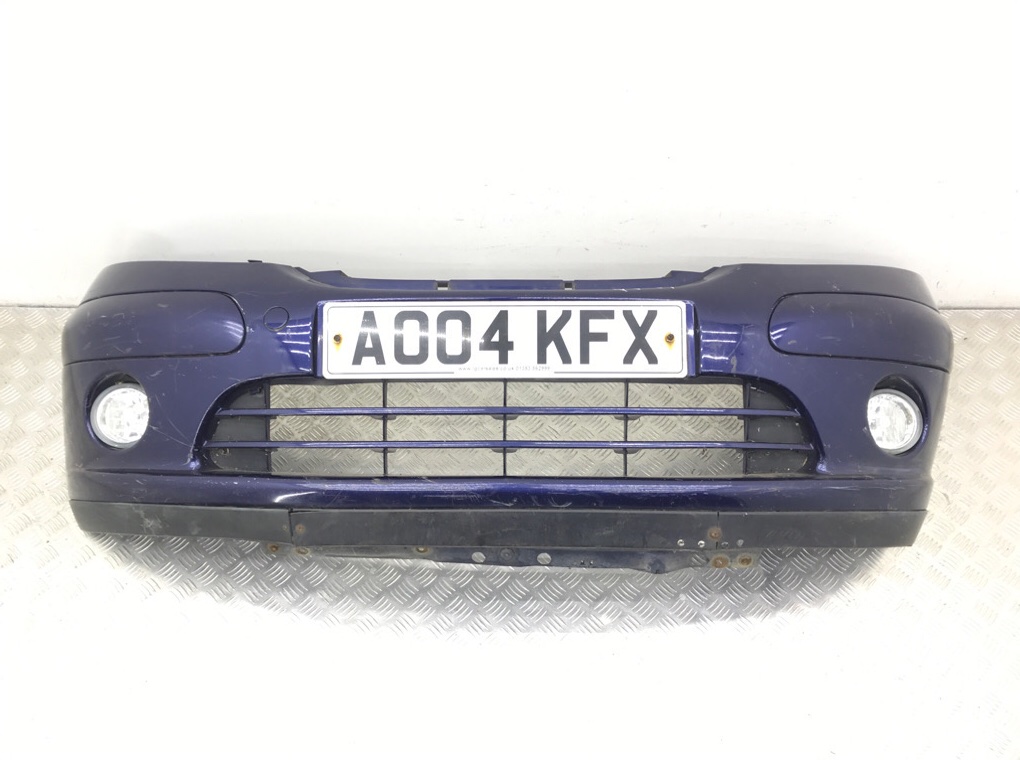 Бампер передний для Citroen C3, 2004 г. 1.4 HDi дизель б/у
