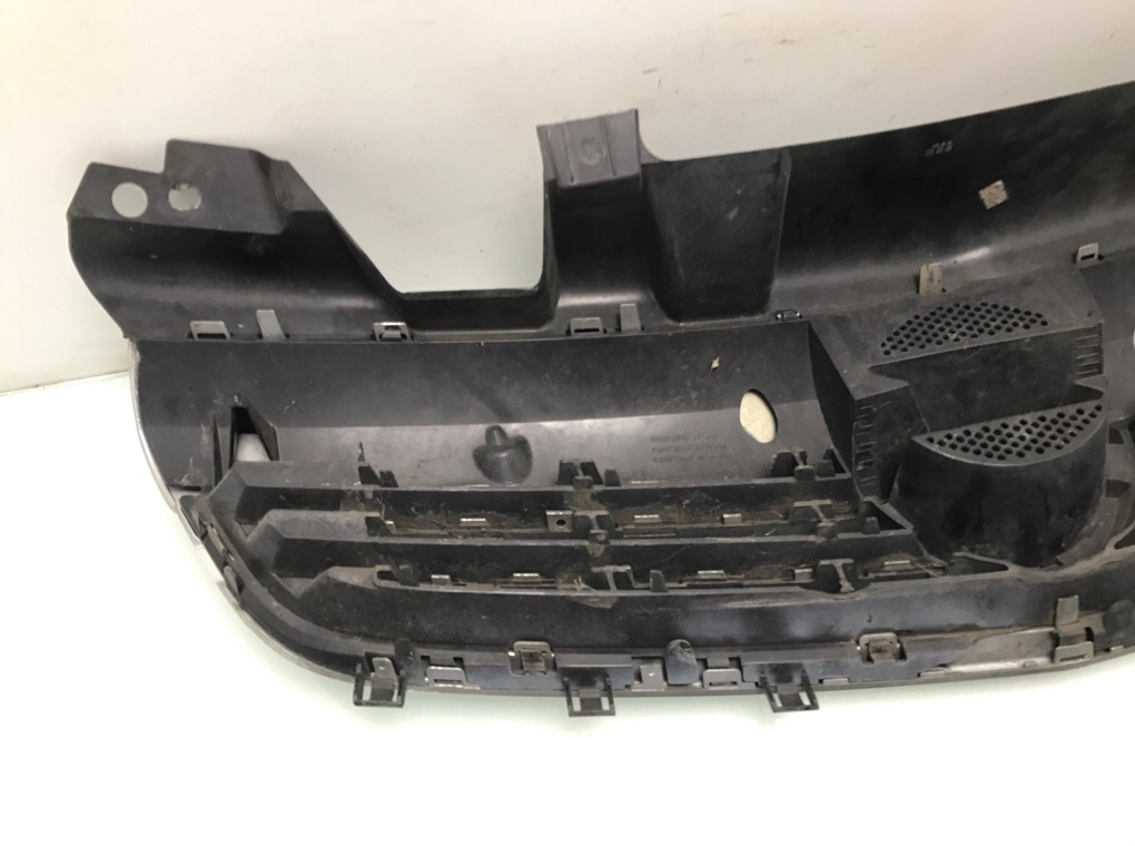 Решетка радиатора для Opel Zafira, 2008 г. 1.9 CDTi дизель б/у — фото 5