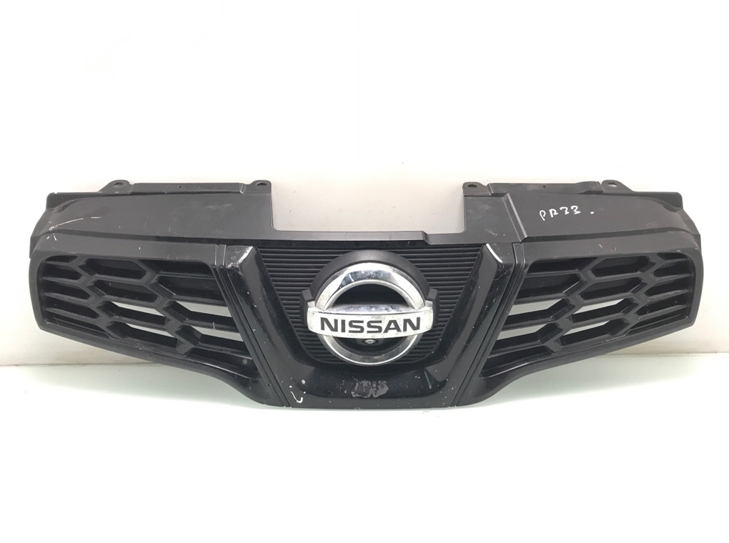 Решетка радиатора для Nissan Qashqai, 2012 г. 1.5 DCi дизель б/у