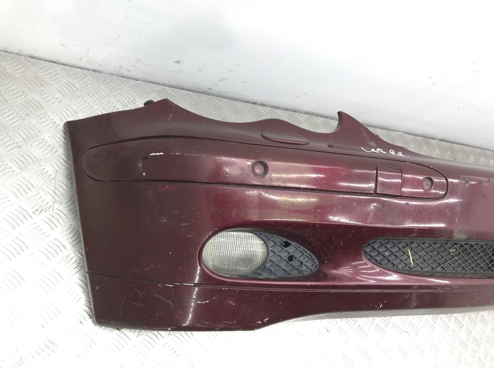 Бампер передний для Mercedes C W203, 2003 г. 2.2 CDi дизель б/у — фото 2